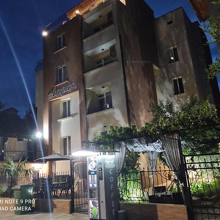 פרימורסקו Guest House Adriya מראה חיצוני תמונה