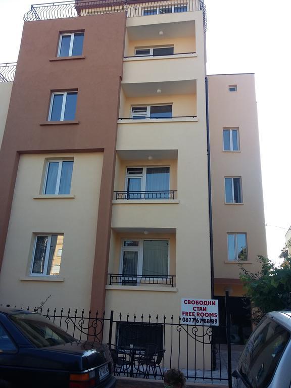 פרימורסקו Guest House Adriya מראה חיצוני תמונה