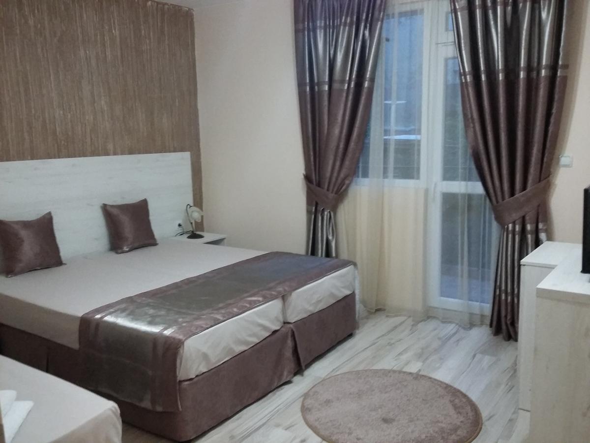פרימורסקו Guest House Adriya מראה חיצוני תמונה