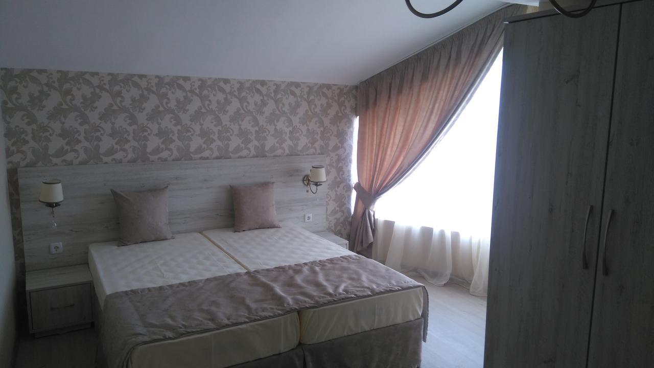פרימורסקו Guest House Adriya מראה חיצוני תמונה