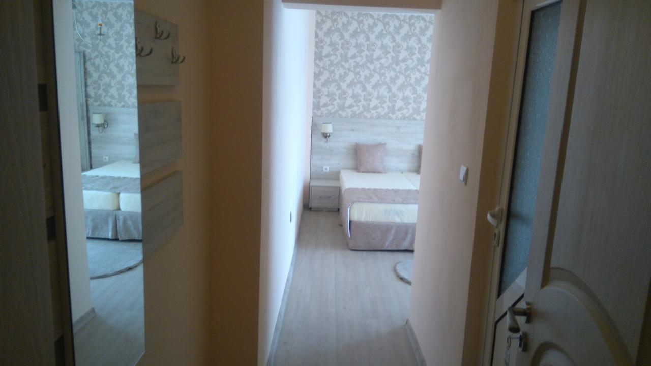 פרימורסקו Guest House Adriya מראה חיצוני תמונה