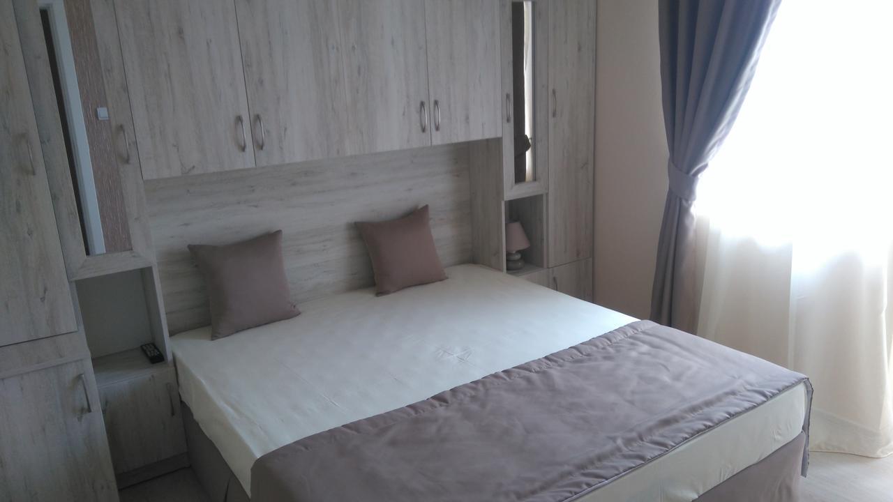 פרימורסקו Guest House Adriya מראה חיצוני תמונה