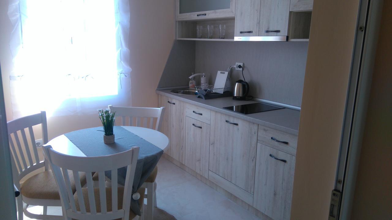 פרימורסקו Guest House Adriya מראה חיצוני תמונה
