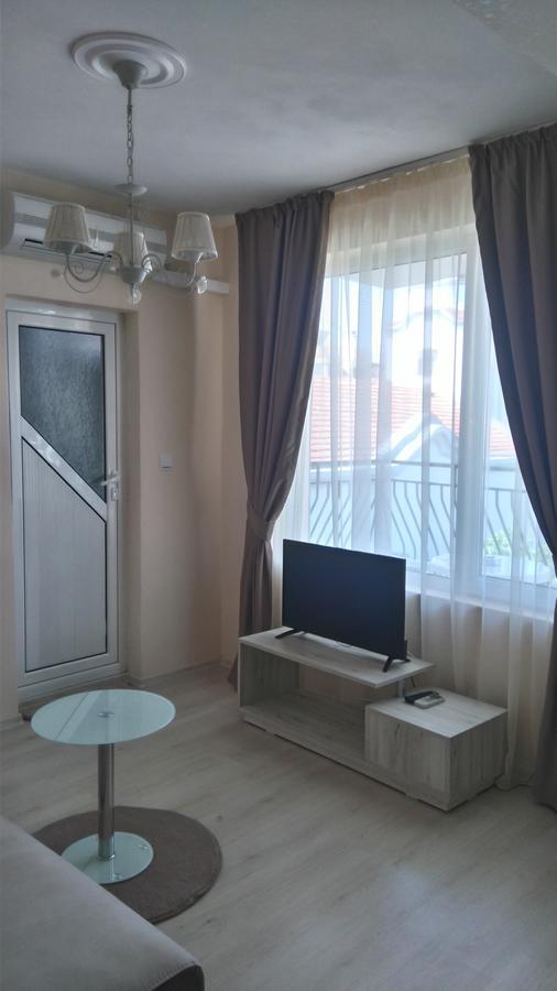 פרימורסקו Guest House Adriya מראה חיצוני תמונה