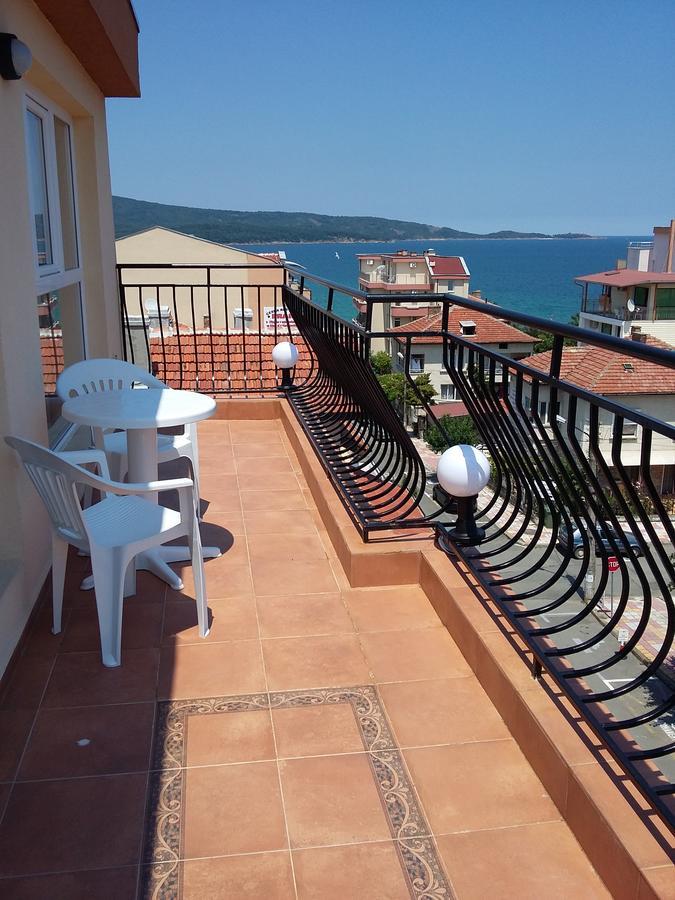 פרימורסקו Guest House Adriya מראה חיצוני תמונה