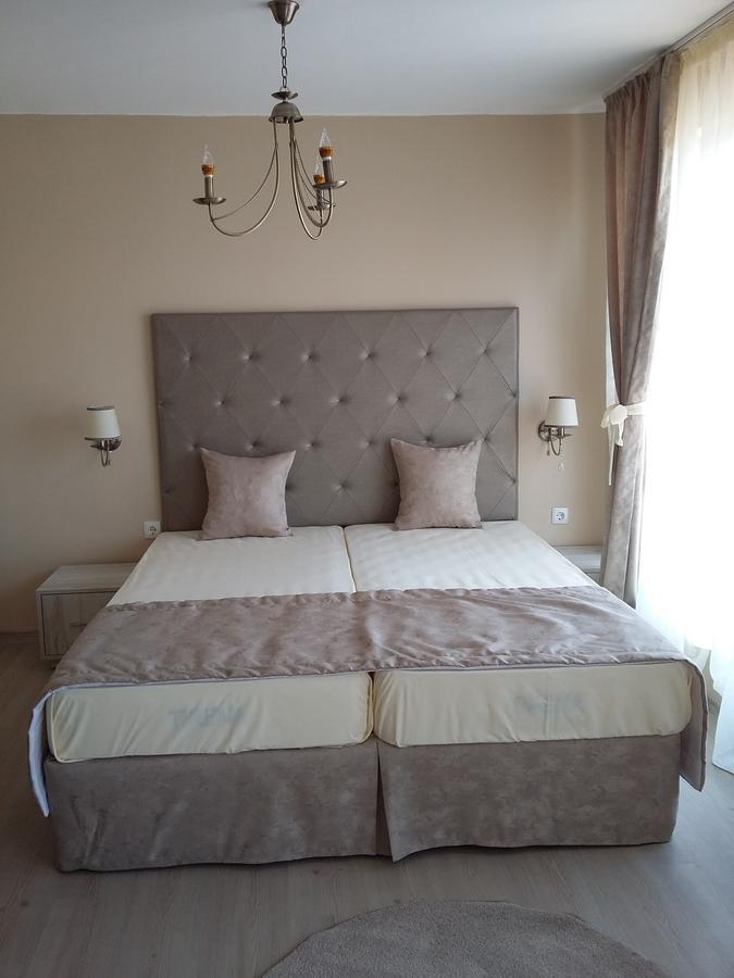 פרימורסקו Guest House Adriya מראה חיצוני תמונה